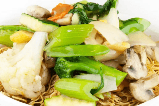 108c. BBQ Pork and Mixed Veg Chow Mein