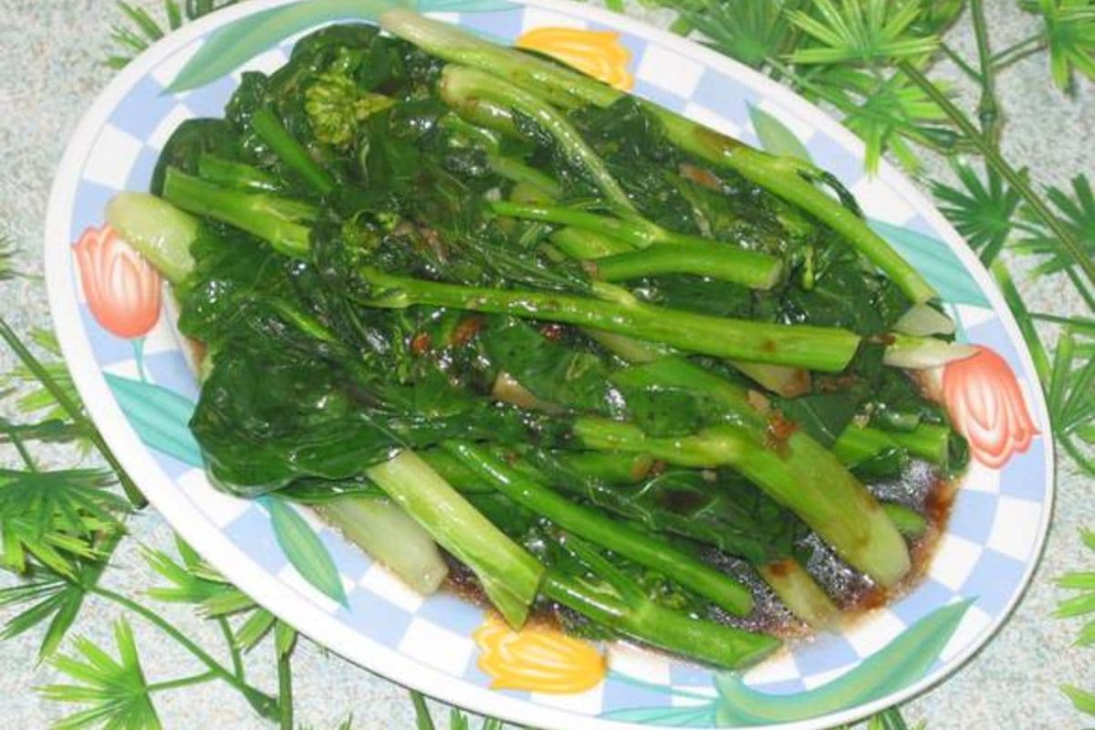 Brocolis Chinois Sautés avec Sauce aux Huîtres / Chinese Brocolis with Oyster Sauce