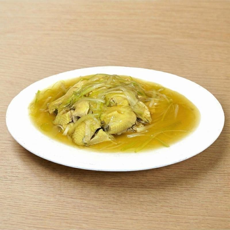 Chicken Glazed with Ginger and Onions (Half) / 薑蔥油淋雞 (半隻)