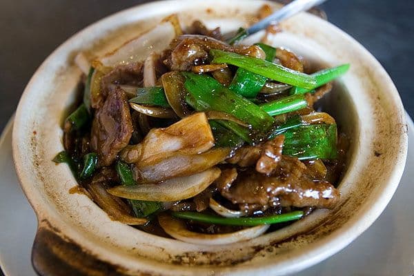180. Beef with Ginger and Green Onion Hot Pot