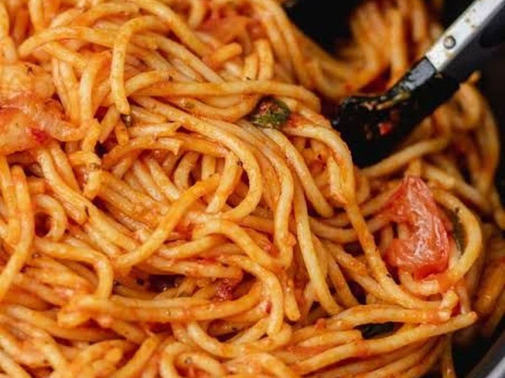 Jollof Spaghetti