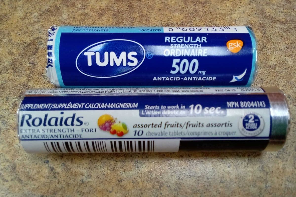 Tums or Rolaids (10 tablets)