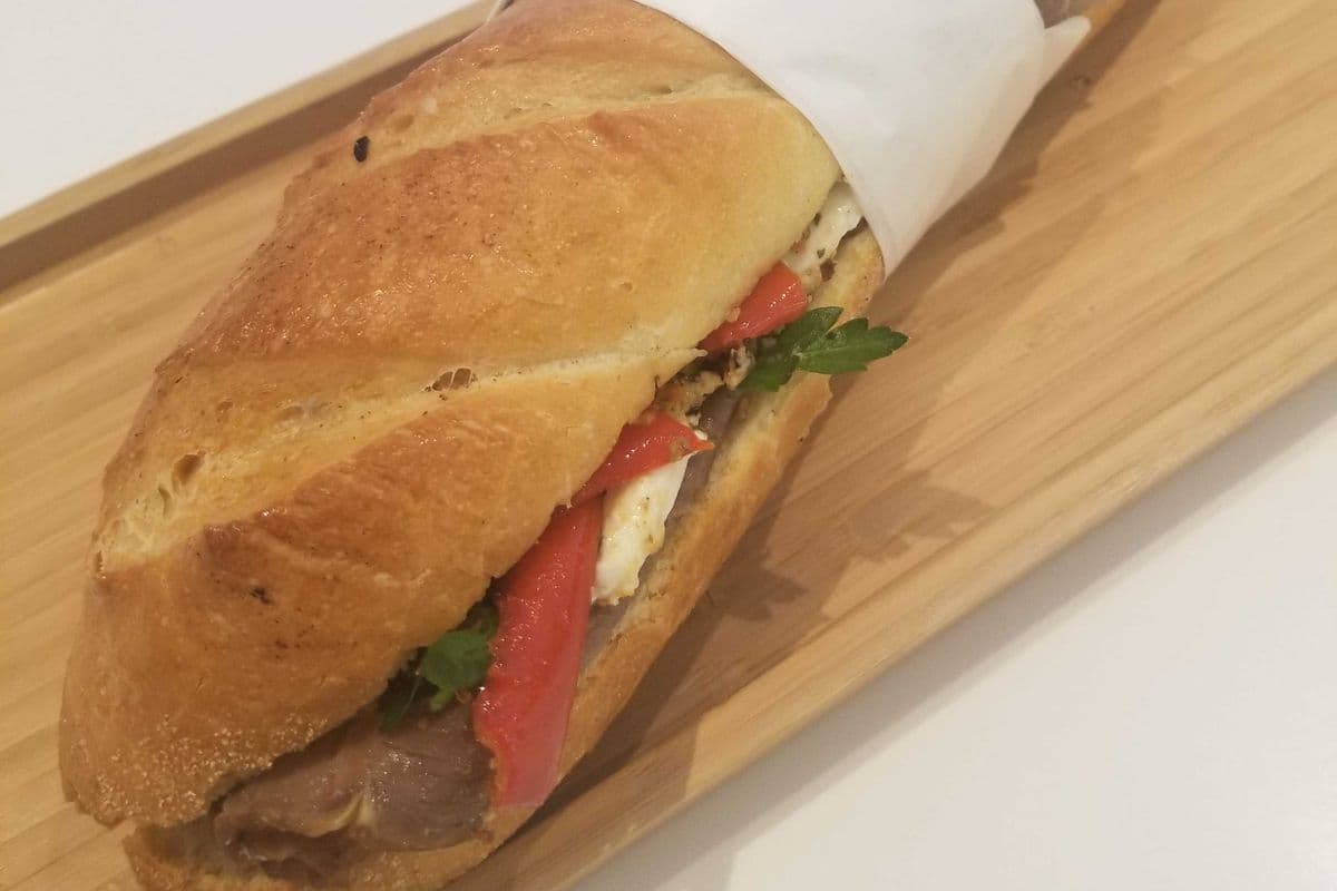Roast Beef Mozzarella Sandwich