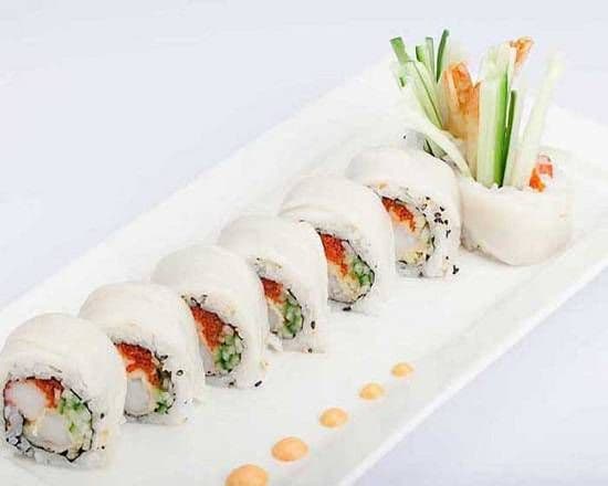 White Dragon Roll (8 pcs)