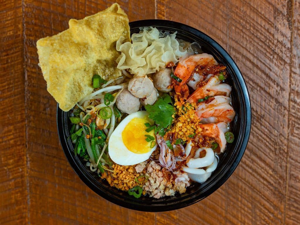 Kuai Tiao Tom Yum (avec Nouilles de riz fraiches | with rice noodles)
