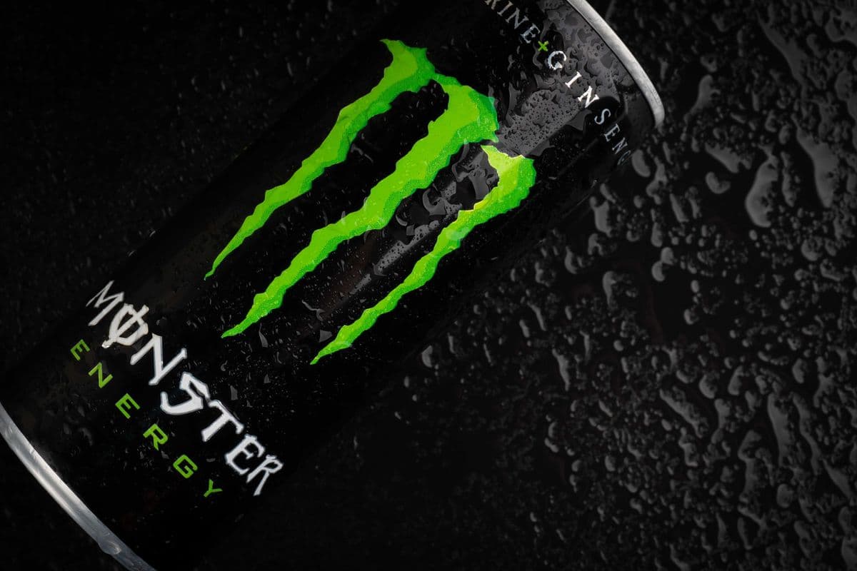 Monster Energy Original (473 mL) (210 Cal)