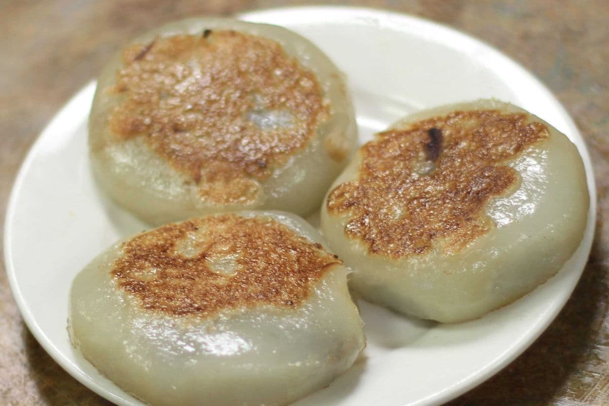 Pan-Fried Sweet Red Bean Cakes