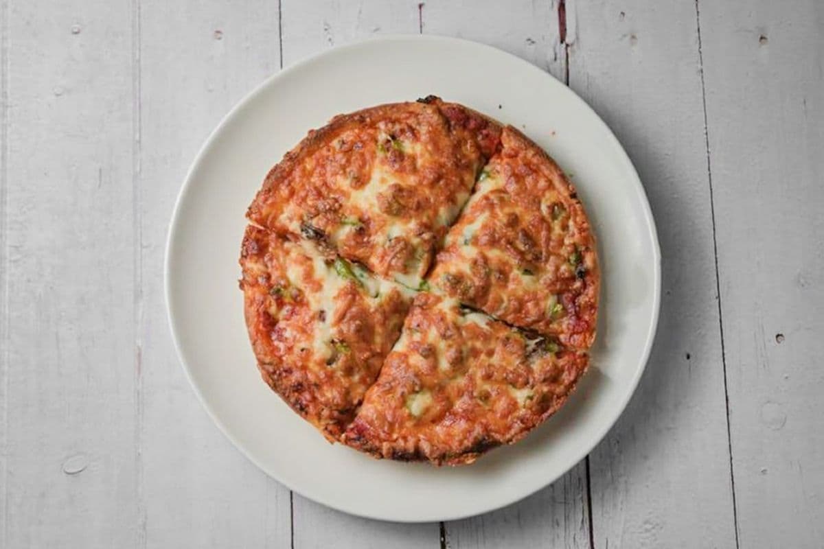 9. 10" Pepperoni, Green Pepper, Mushroom