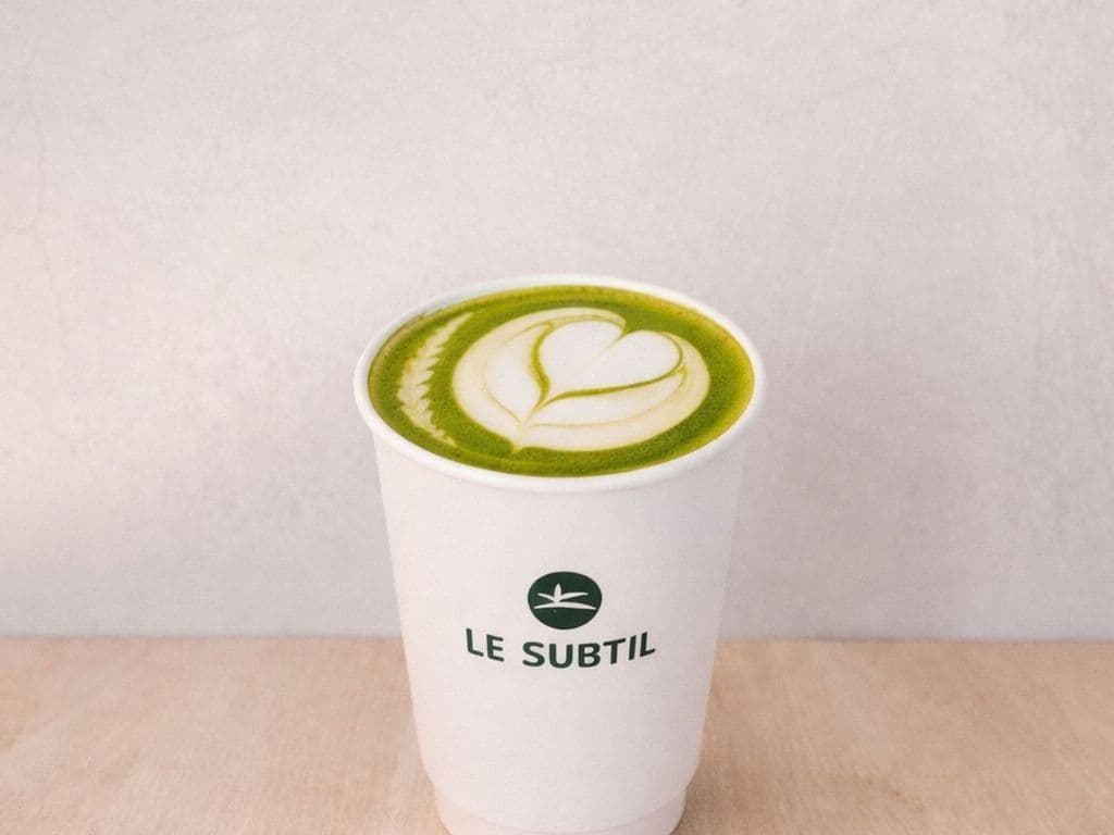 MATCHA BRIOCHE À LA CANNELLE