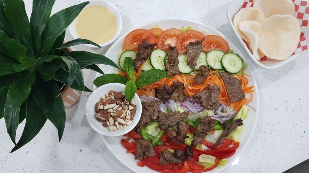 1382. Grilled Pork Salad