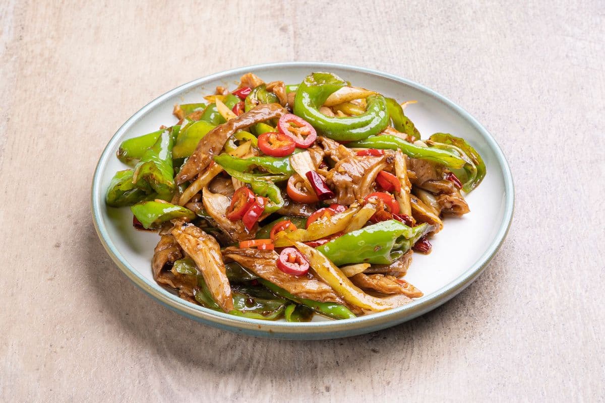 C33. 干锅肥肠 Fried Pork Intestines with Hot Pepper