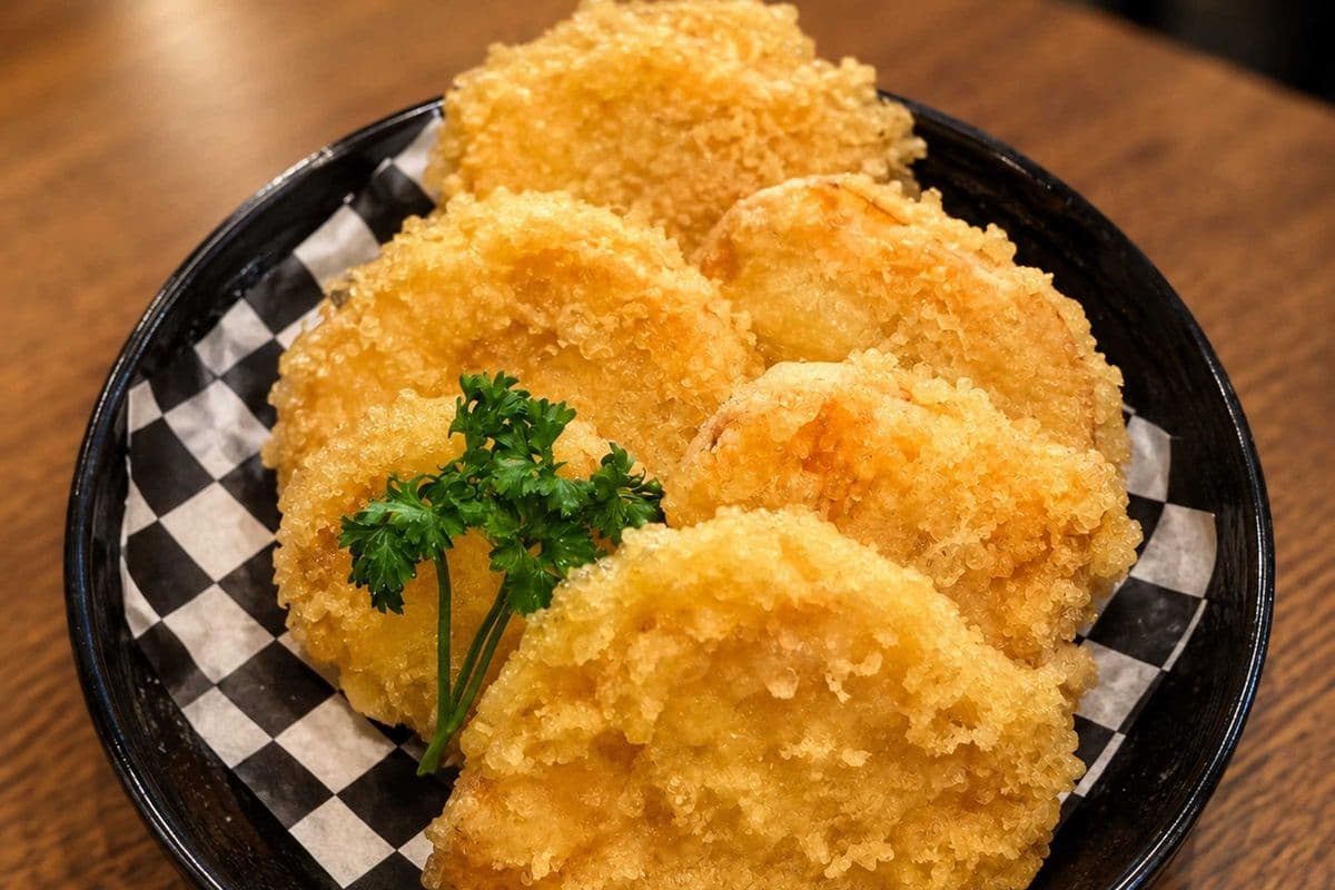 Yam Tempura (6 pcs) 0r Seasonal Sweet Potato