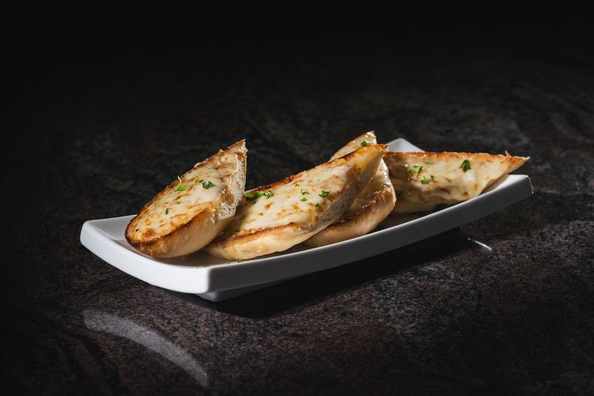 Garlic Bread Loaf with Cheese