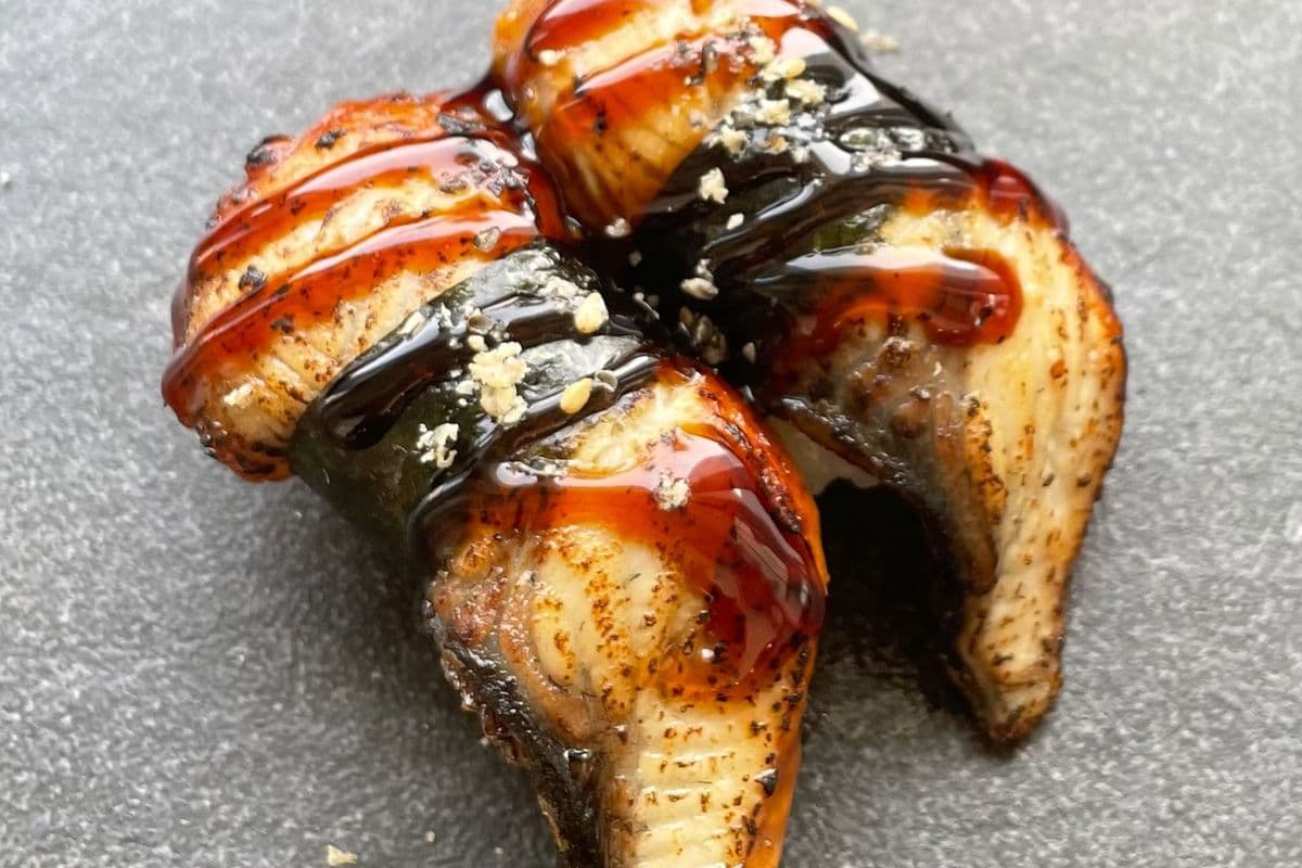 Unagi Sushi (2 pcs)