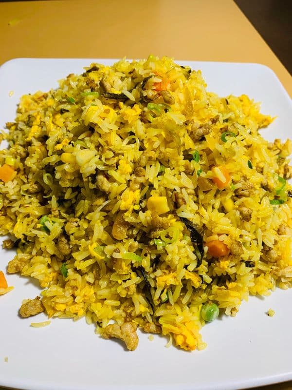 81. Fried Rice with Guilin Minced Pork 桂林肉碎炒飯