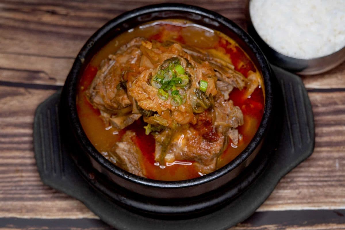 Regular Pork Bone Soup(뼈해장국)