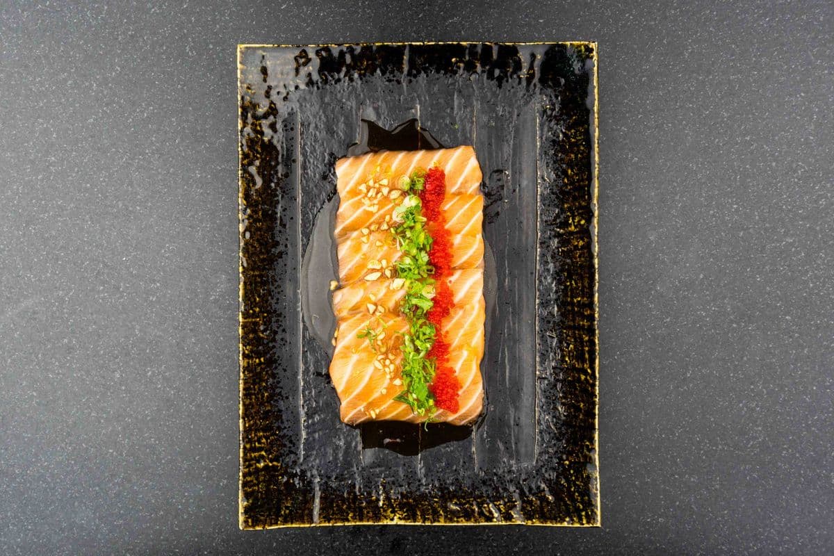 Salmon Carpaccio (6 pcs)