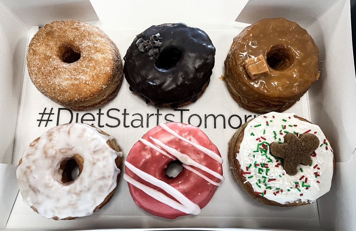 Variety 6 Box (peanut free) (6 Donuts)