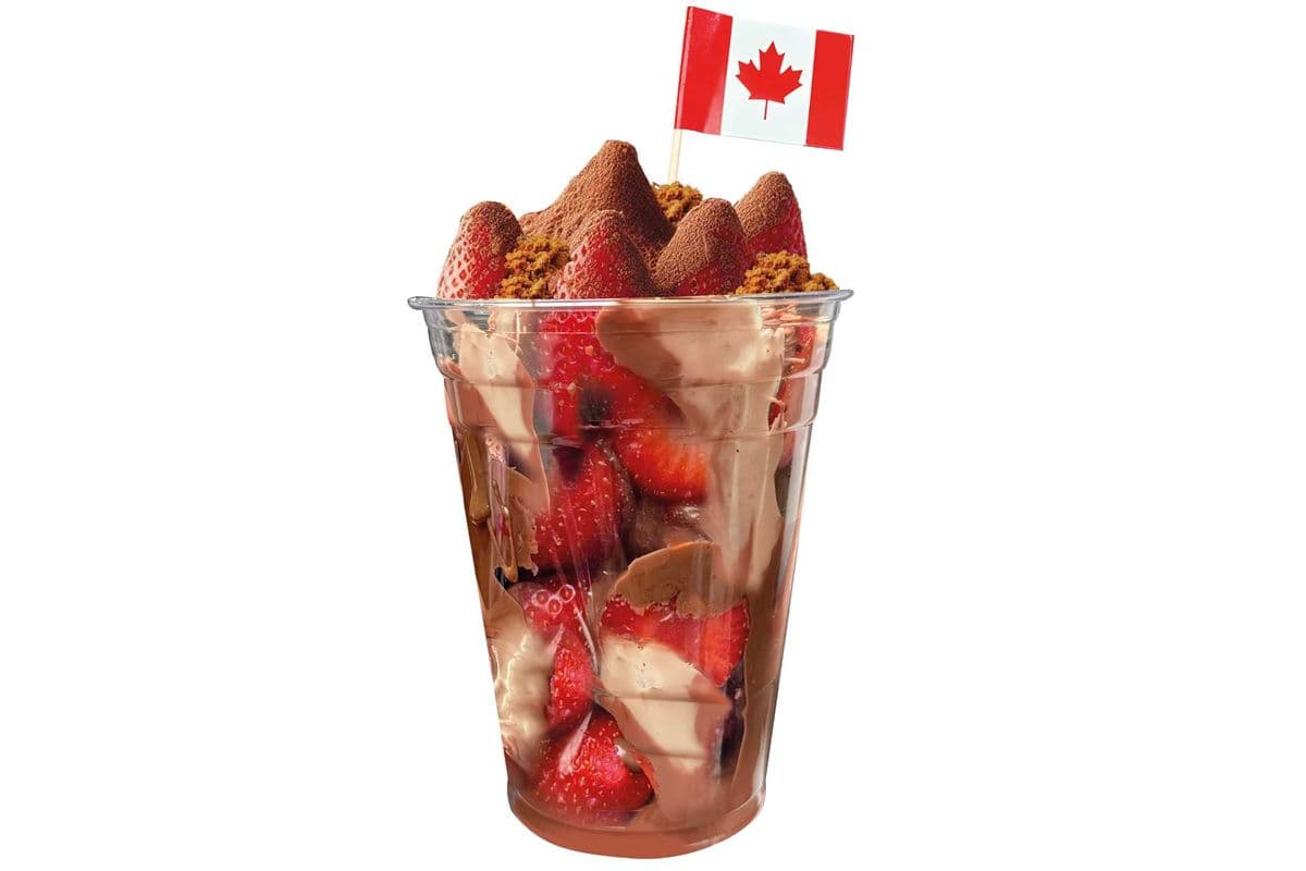 Biscoff Chocolate Strawberry Cup