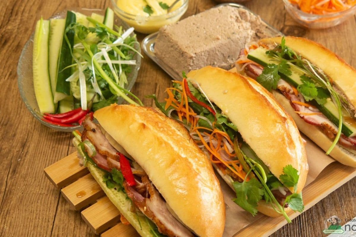 Vietnamese Banh Mi Baguette