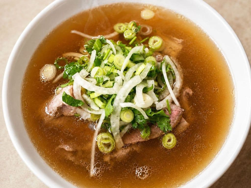 215. Medium Rare Beef, Brisket and Beef Tendon Rice Noodle Soup