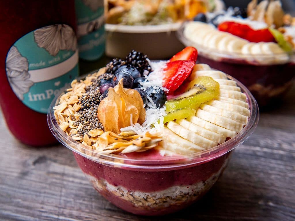 Tropical Pitaya Bowl