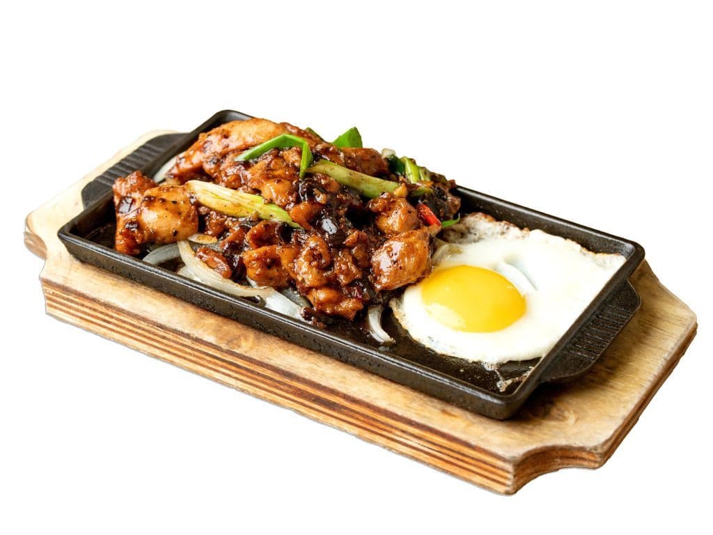 Hot Pan Stir-Fried Beef/Chicken with Egg on side combo(鐵板雞/牛套餐)