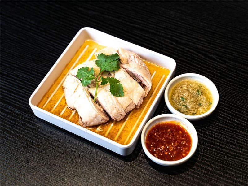 Small Single A14 Hainanese Chicken A14 蔥油雞(小) 單點
