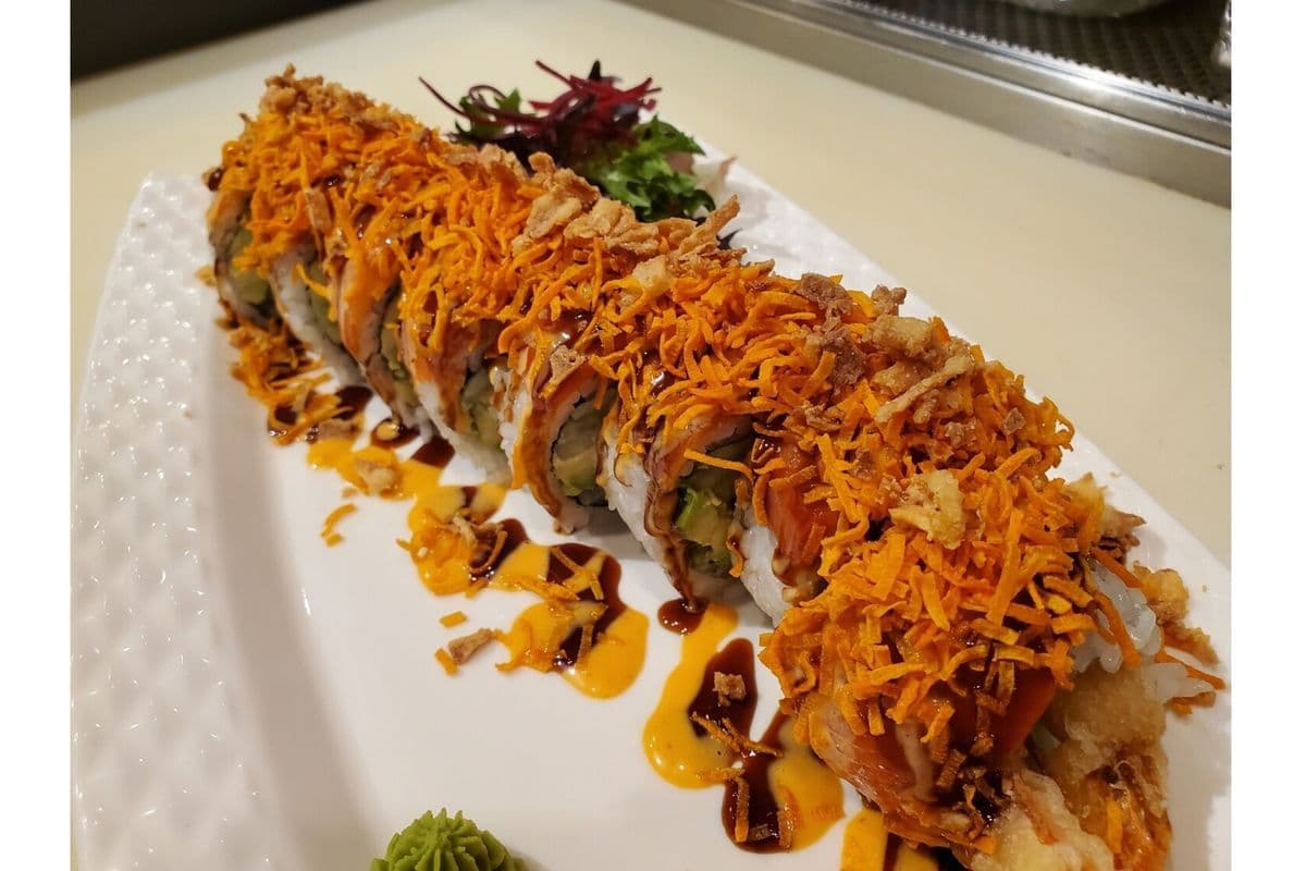 Crunch Munch Roll (10 pcs)