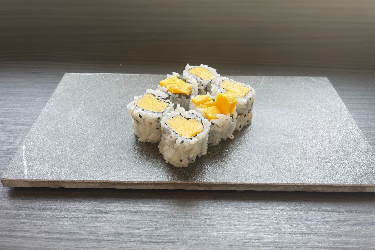 Tamago Roll