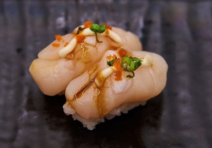 Scallop (hotate) Sushi (2 pcs)