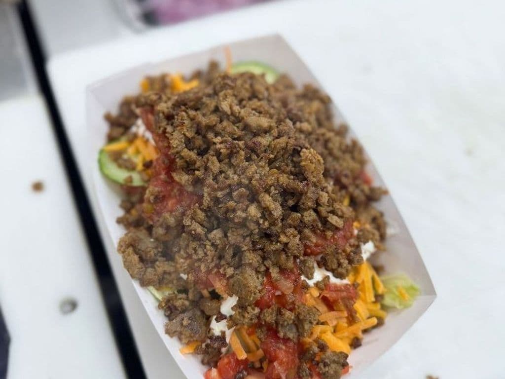 TACO SALAD (Doritos/ Lettuce/ Tomato/ Onion/ Cheese)