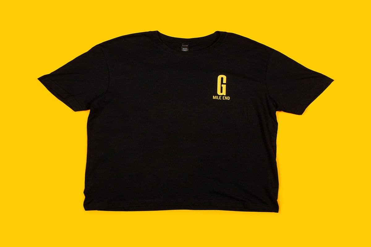 Chandail noir / Black T-Shirt