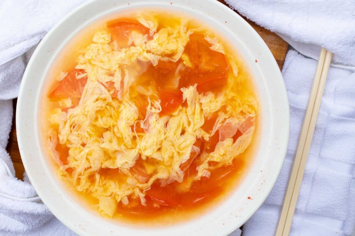 Eggs Drop Soup With Tomato 番茄蛋花汤