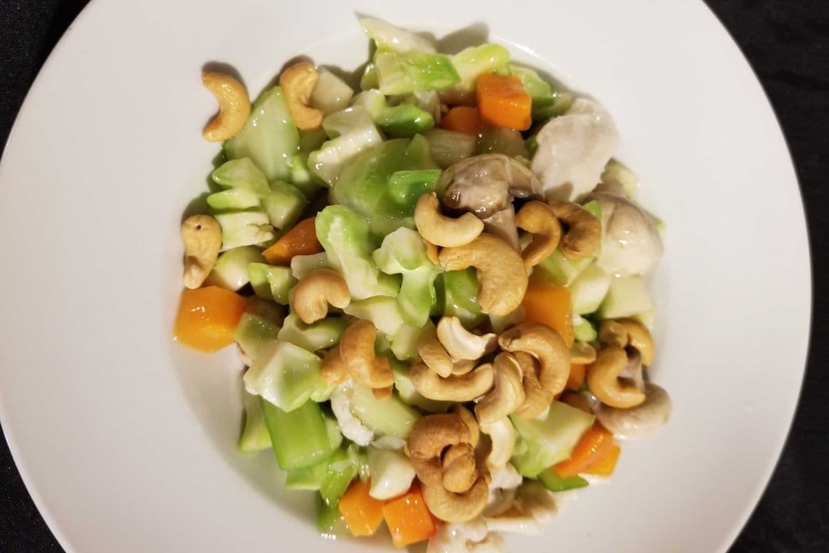 Chicken Cashew Gai Ding