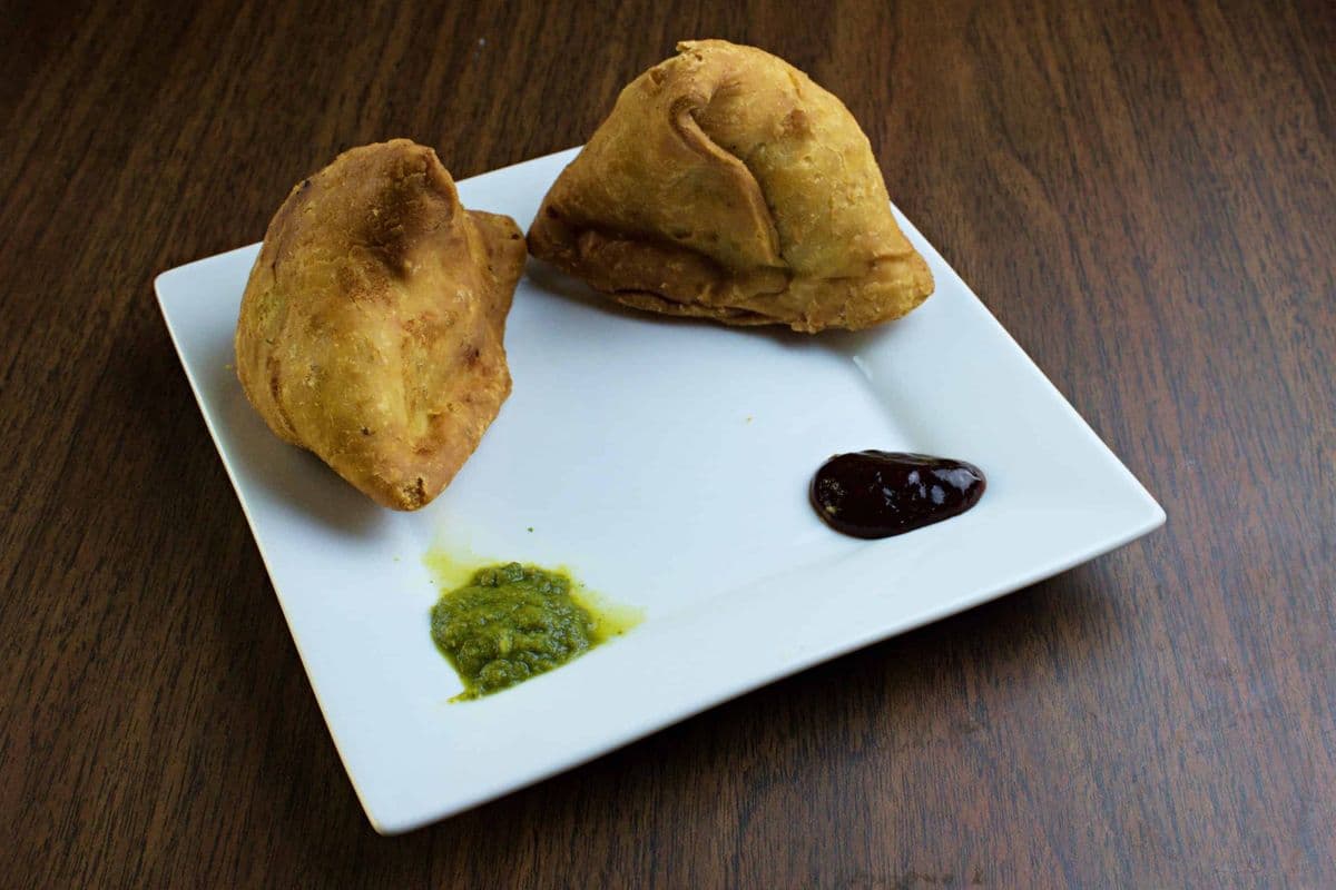 Samosa (2 pcs)