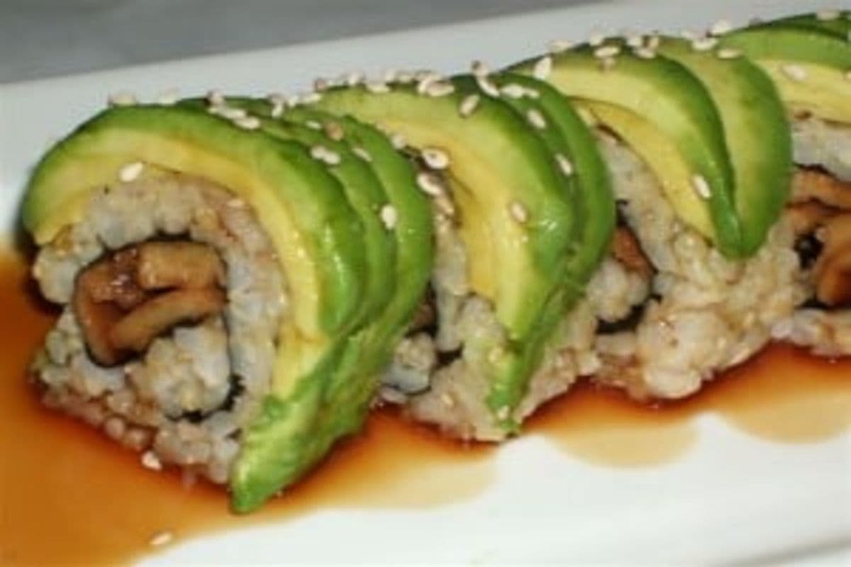 M4. Caterpillar Roll (8 pcs)