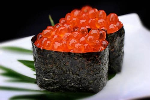 L22. Salmon Roe Sushi (2 pcs) - 三文鱼籽