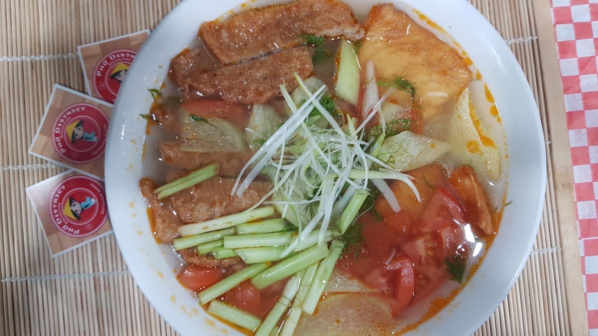 605. Haiphong Style Vermicelli with Fish