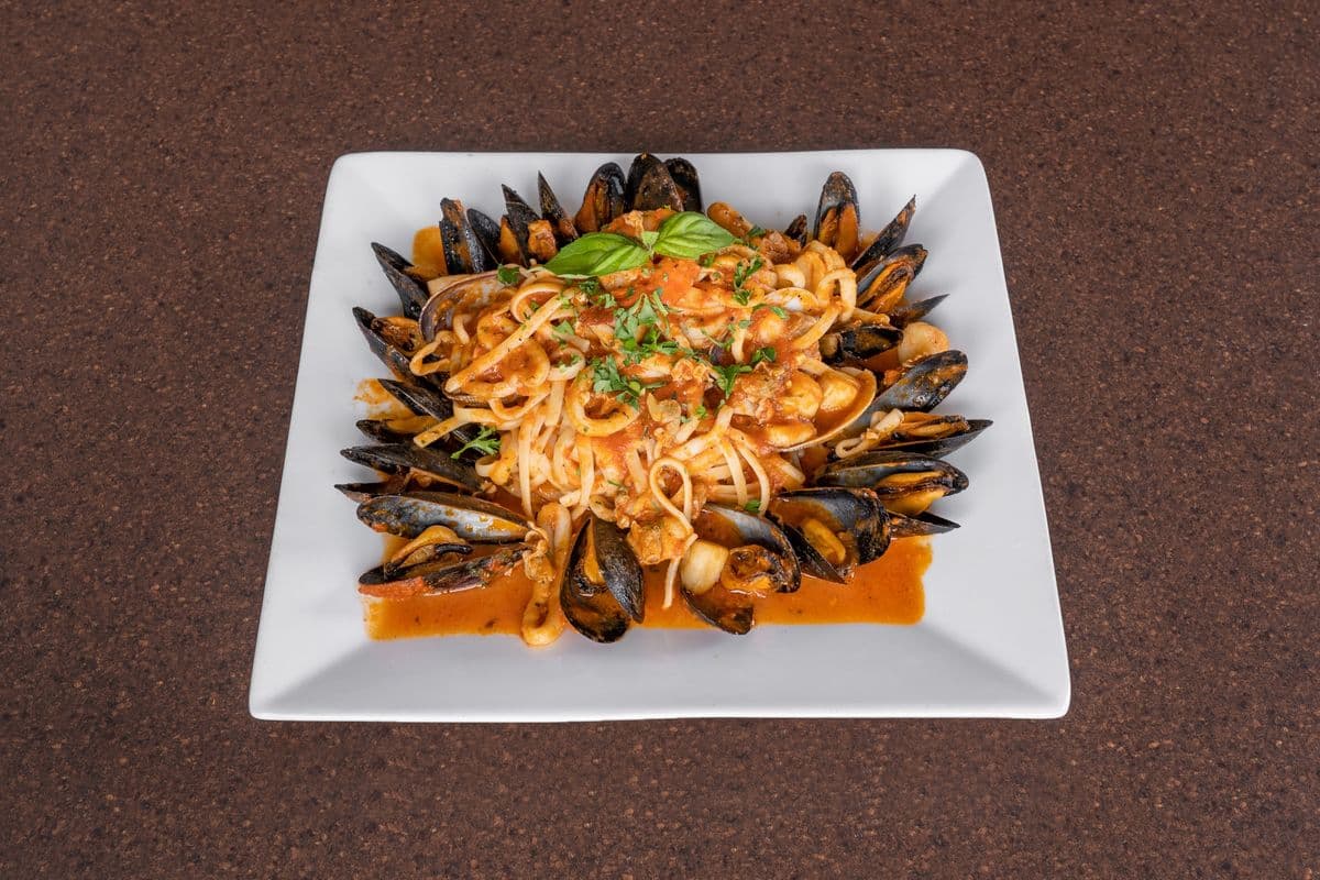 Linguine Tutto Mare Pasta