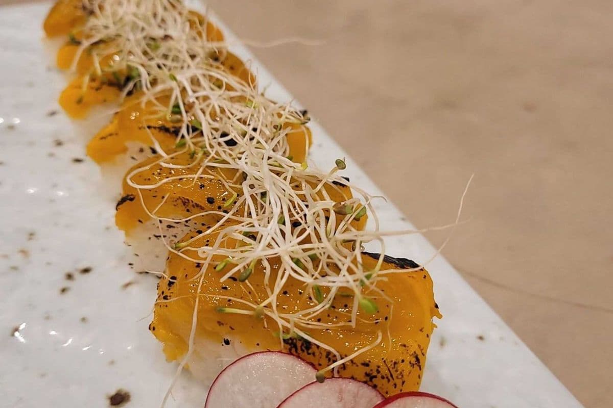 Mango Aburi Oshi