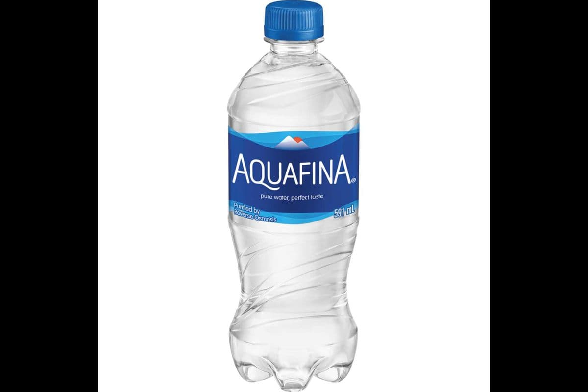 Aquafina Water (591 ml) (0 Cal)