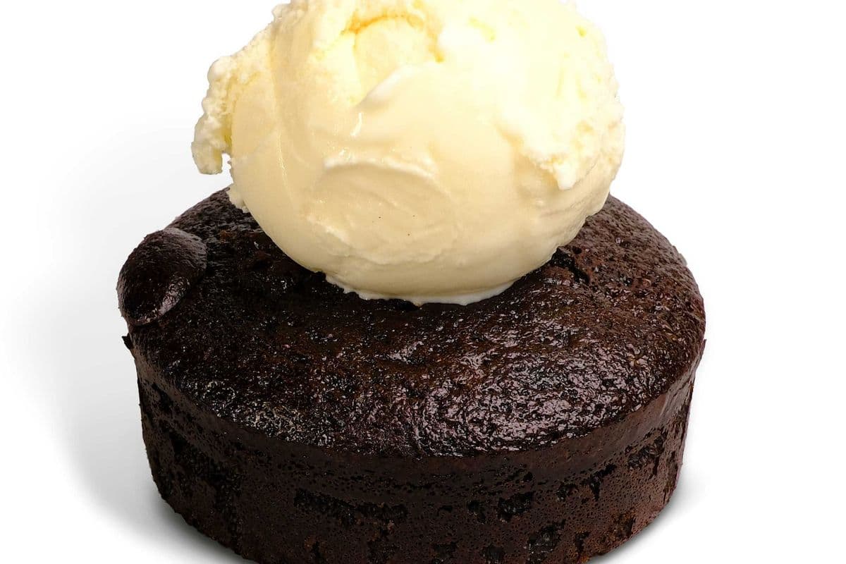 Chocolate Lava cake (500 Cal)