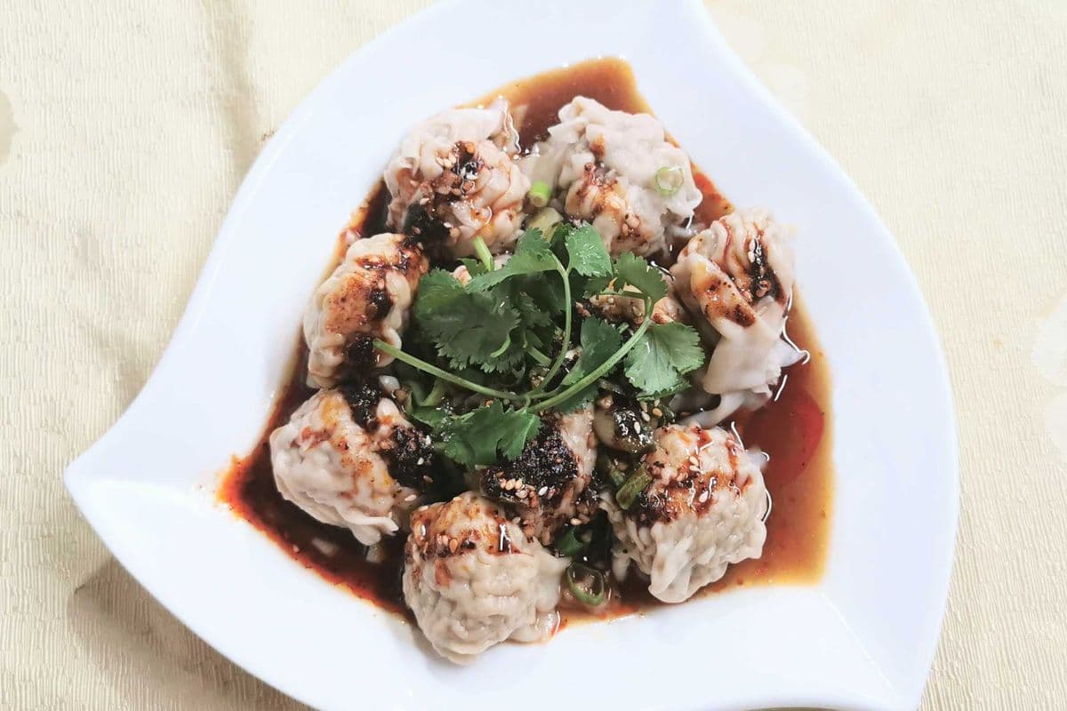 3. Hot Spicy Wonton (10 pcs) 红油抄手