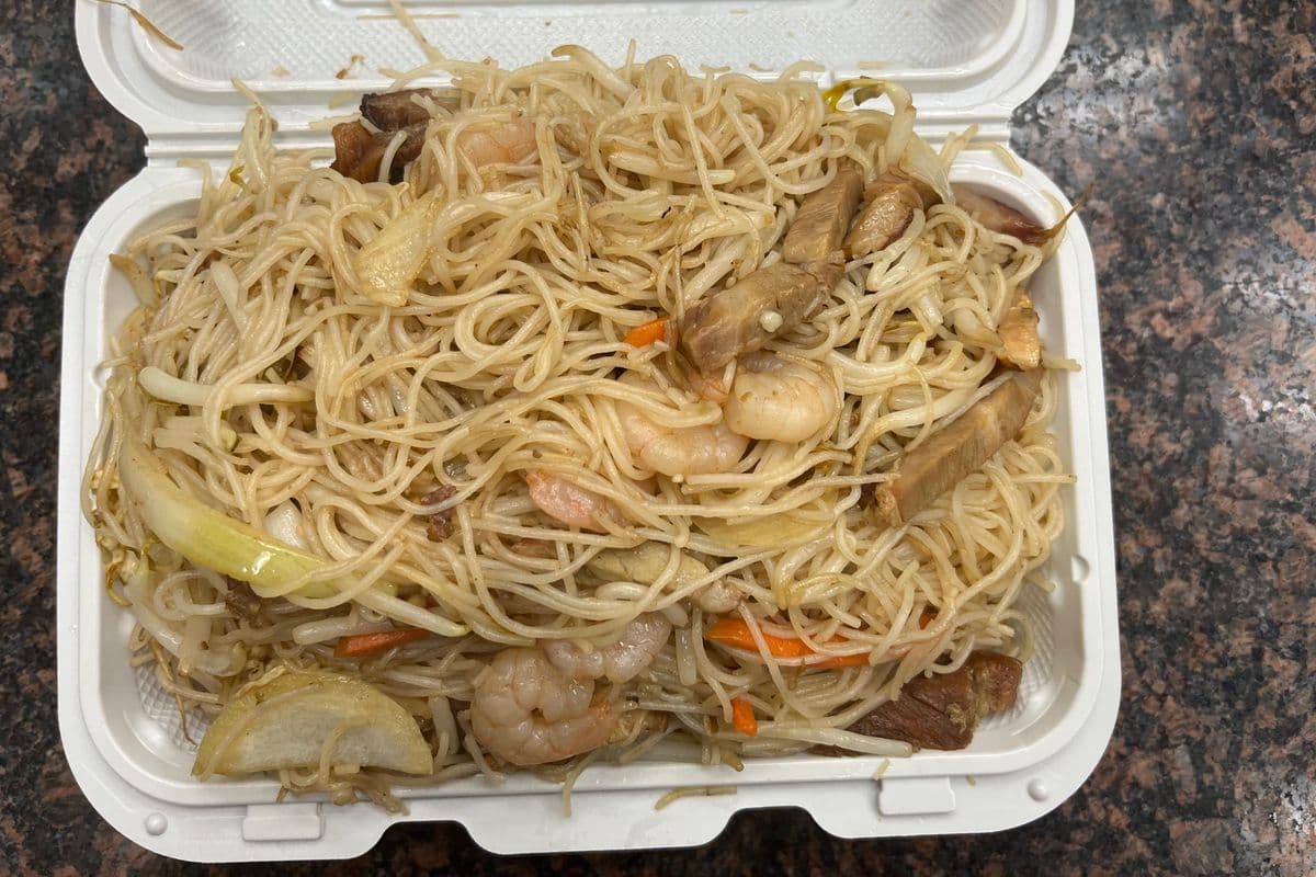 22. Homestyle Rice Noodle