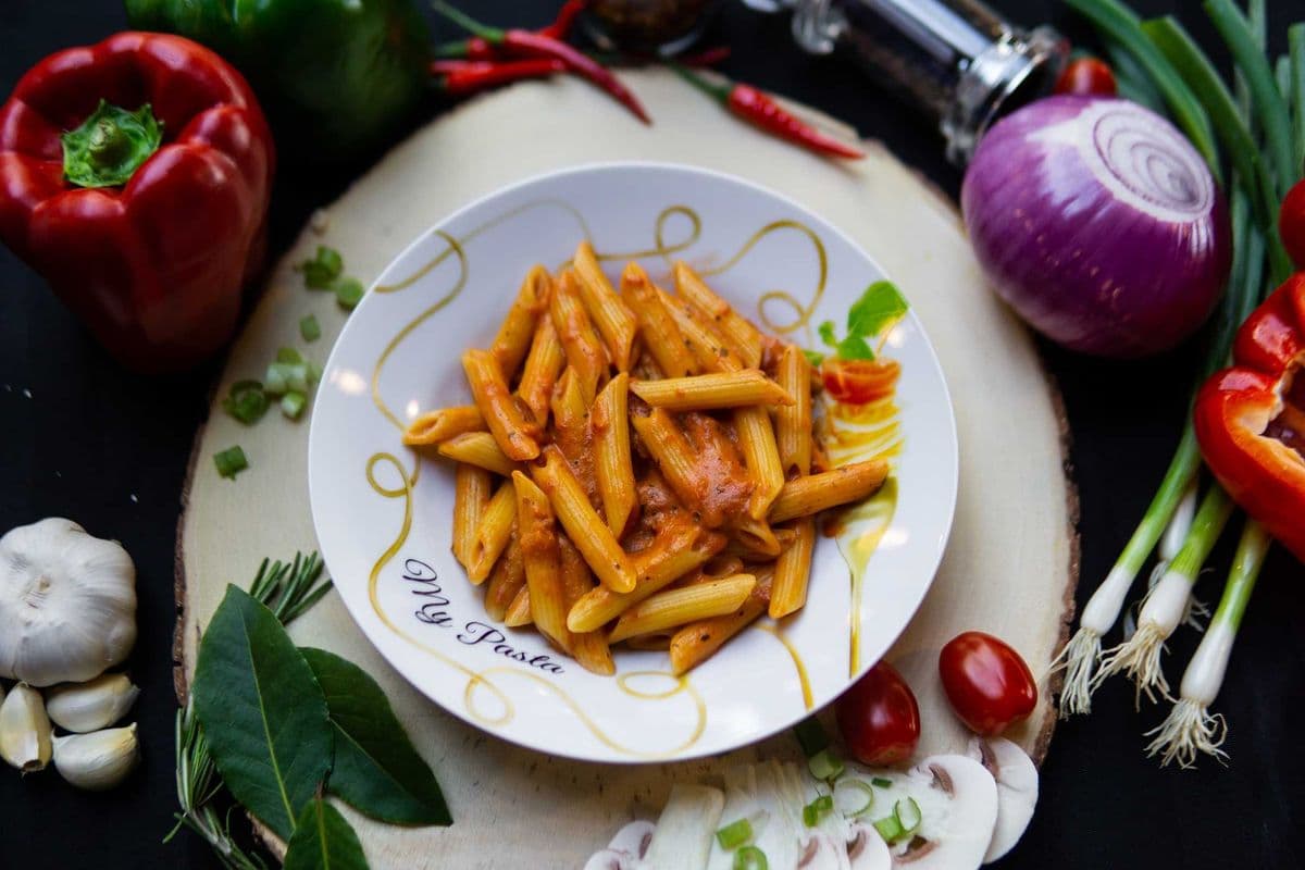 Small Pasta and Classic Sauce