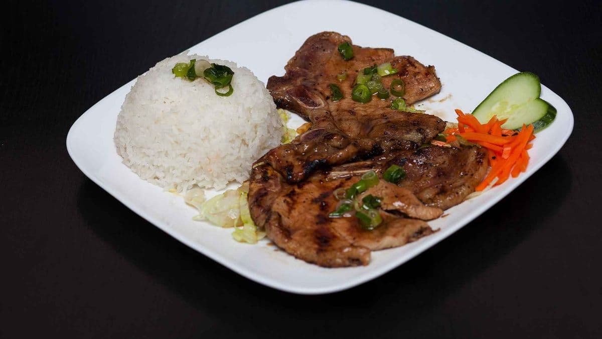 77.Grilled Pork Chop on Rice
