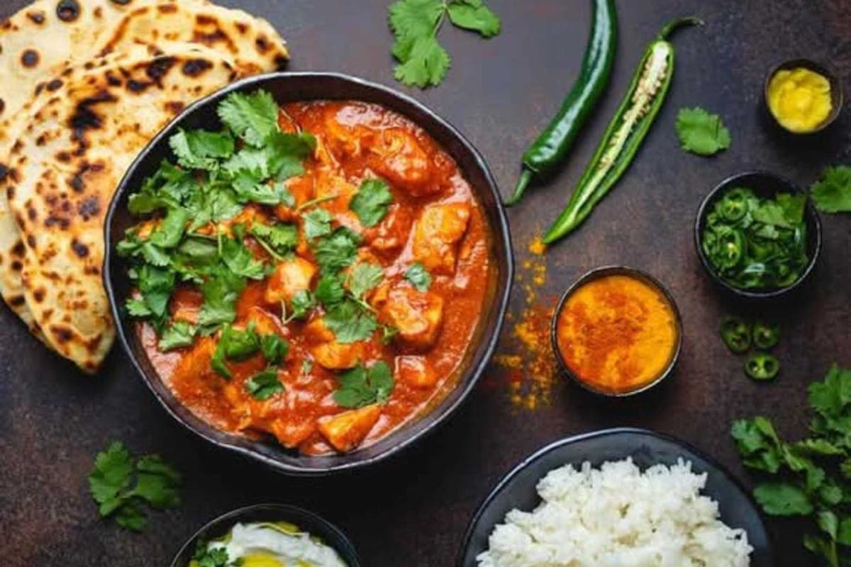 Poulet Tikka avec Naan au Beurre / Chicken Tikka with Butter Naan -Offre speciale