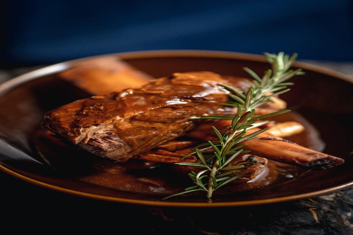Notre Signature Boeuf Braisé/Signature Braised Beef