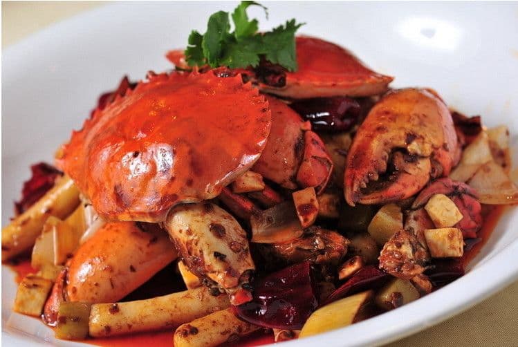 BC Crab with Egg Noodles in Black Bean Sauce / 豉汁BC肉蟹生麵底